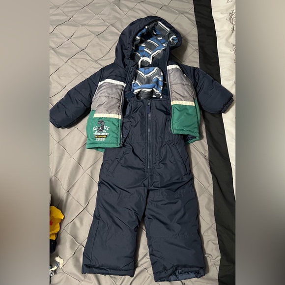 Three piece set London Fog winter puffer coat, fleece hat, snow bibs. Size 18MO. - Picture 1 of 9